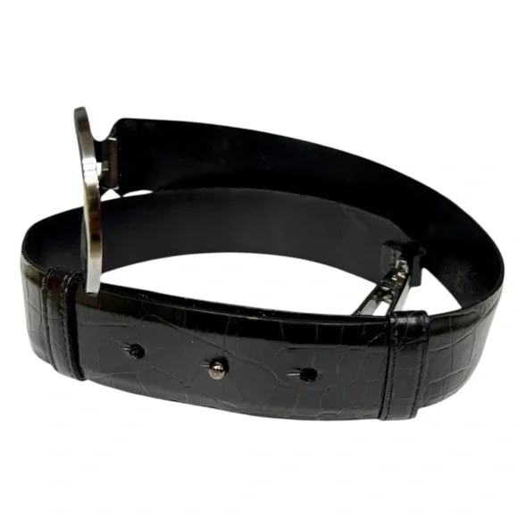 Carlisle Black Croc-Embossed Leather Belt with Sculptural Silver Buckle, Small - Picture 3 of 13